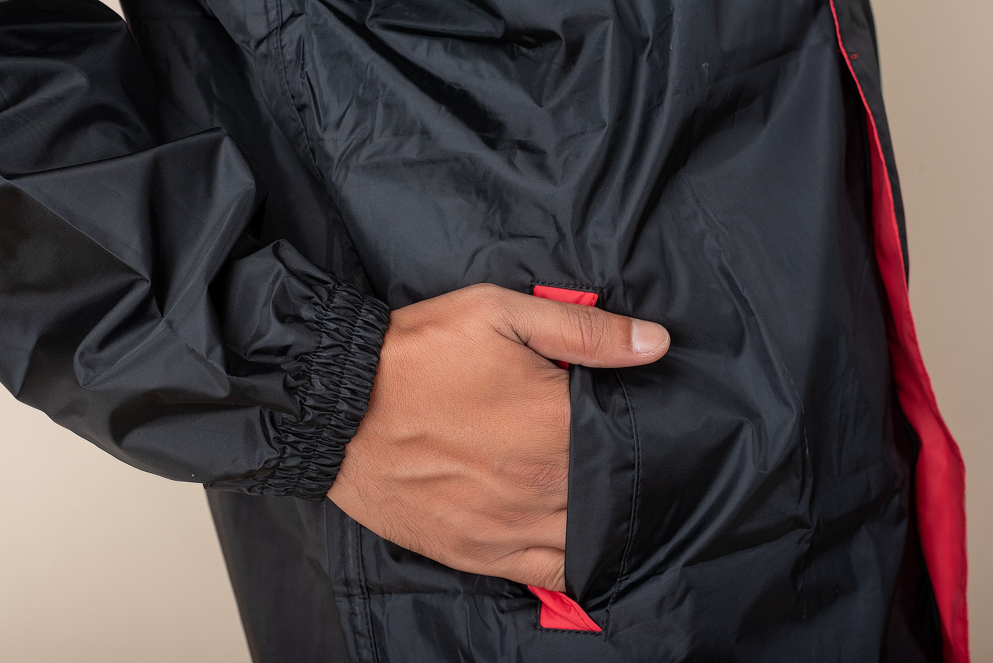 Black - Red