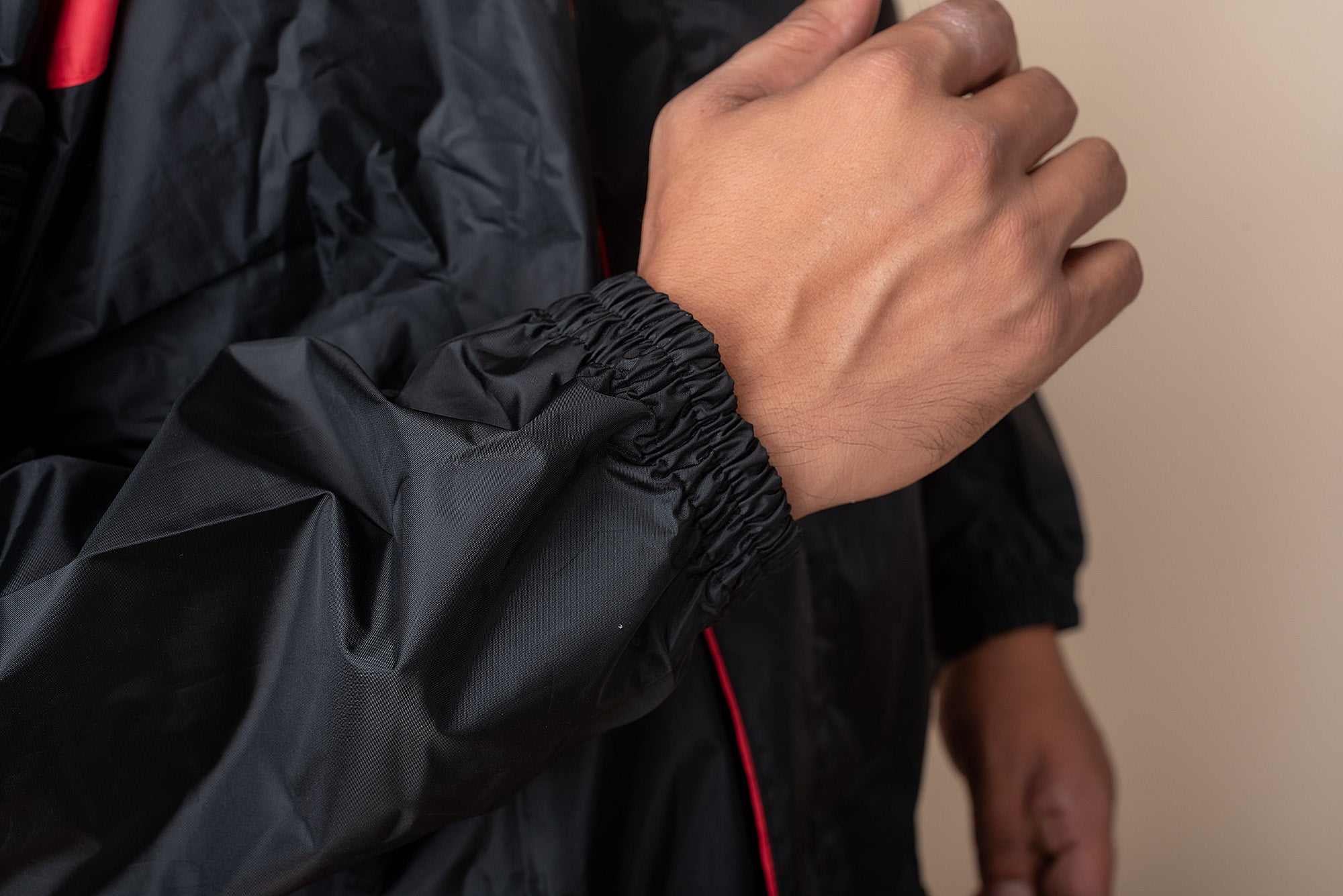 Black - Red