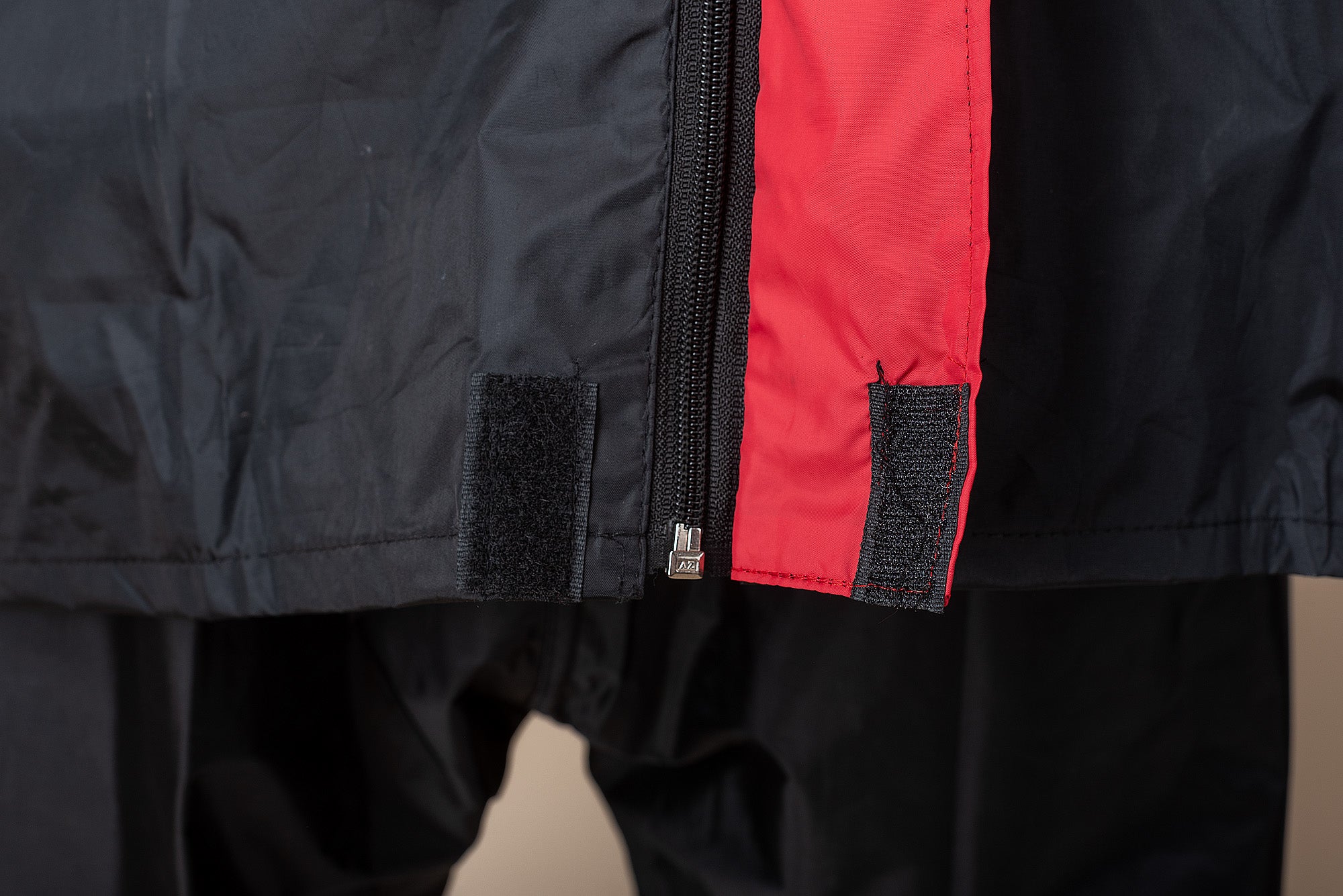 Black - Red
